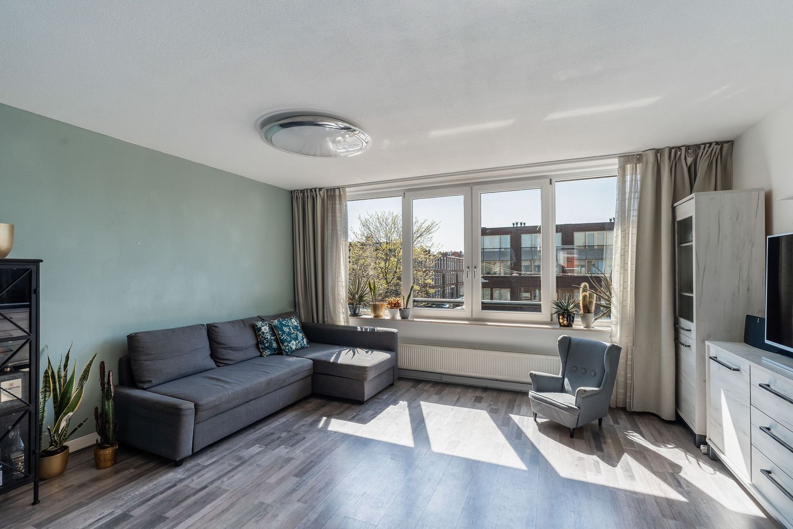 Appartement Ohmstraat 27 in Den Haag