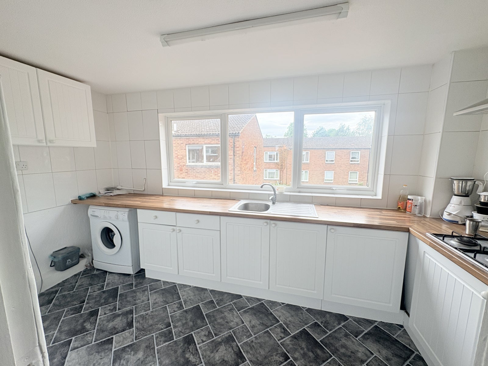Flat Hazelwood Close in Cambridge