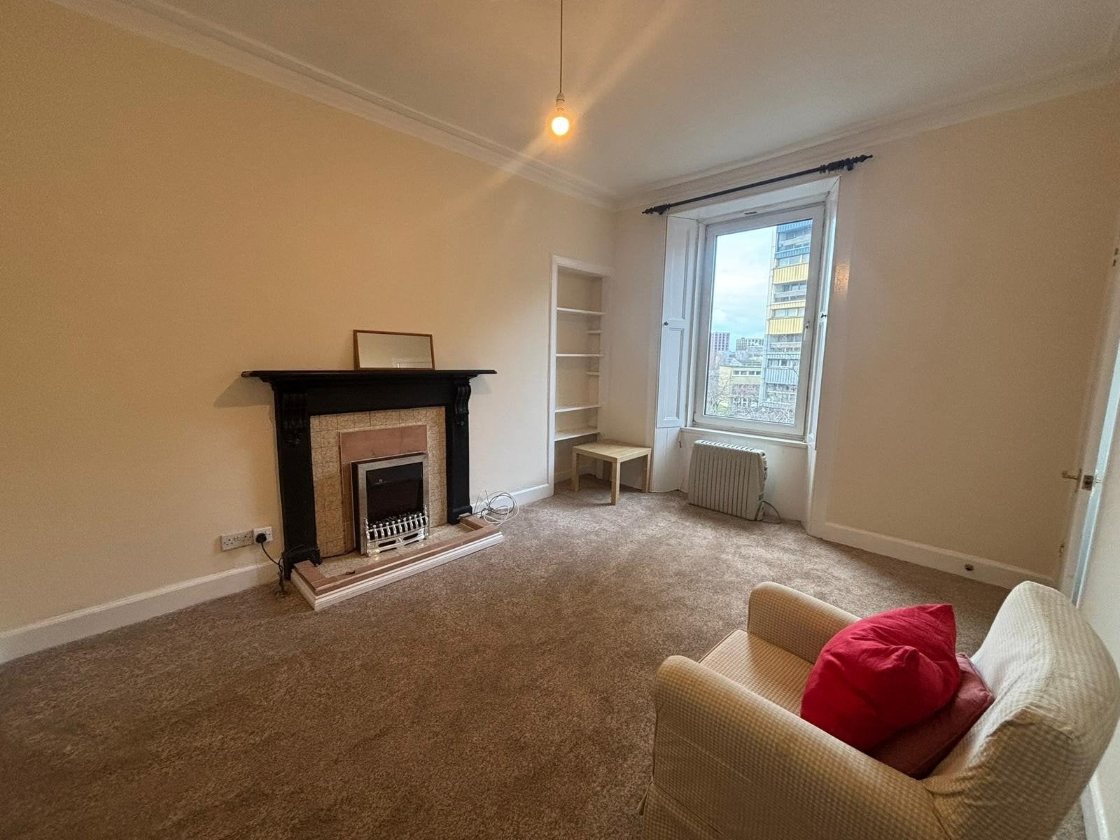 Flat Prince Regent Street in City of Edinburgh