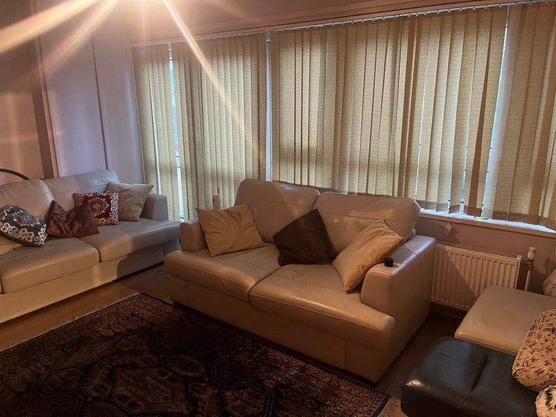 Room Alderney Street in City of Westminster