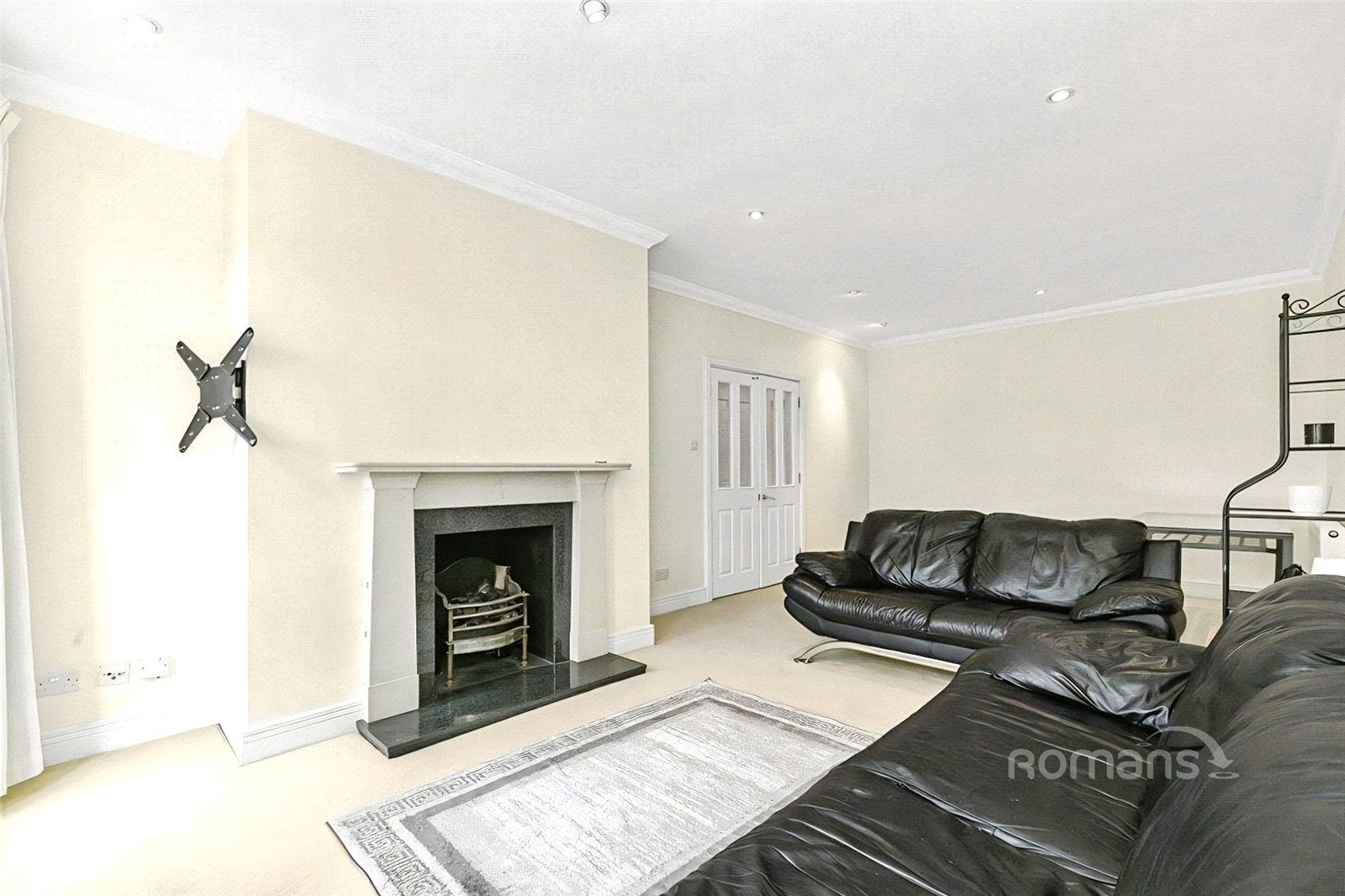 Flat Holloway Drive in Borough of Runnymede