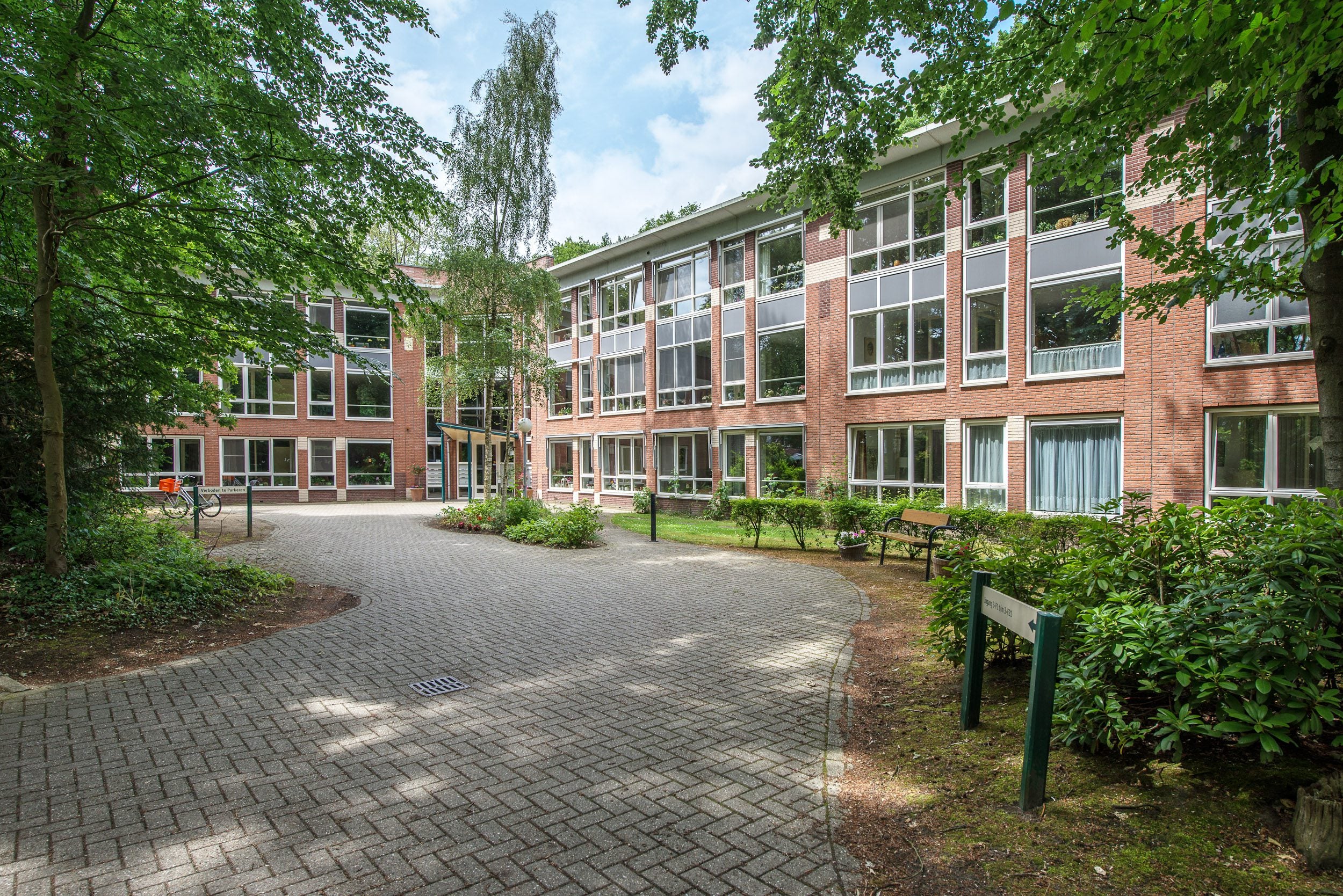 Appartement Bloemendalsweg 3 F20 in Colmschate