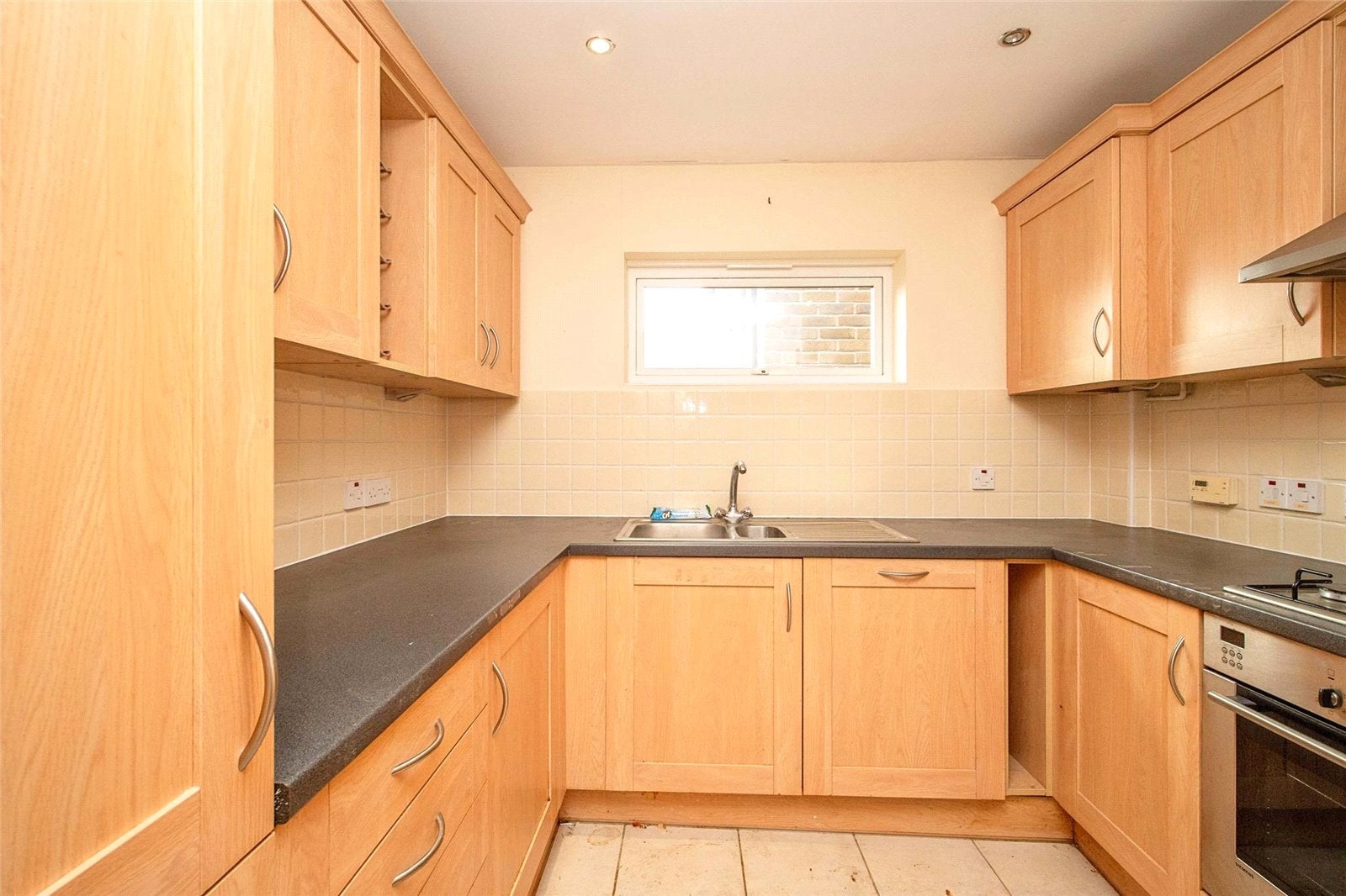 Flat Alma Road in Weymouth
