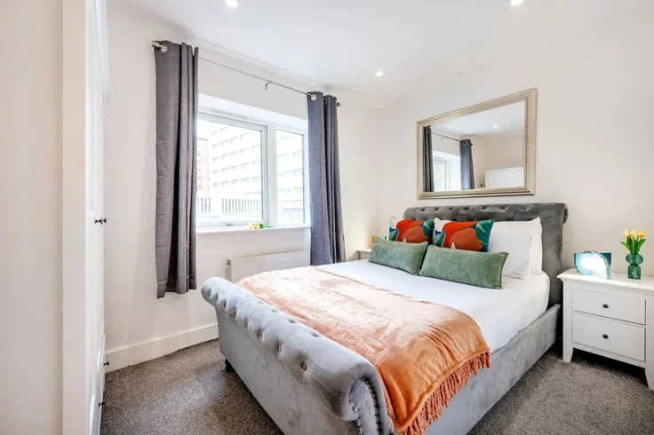 Flat Shaftesbury Avenue in Greater London