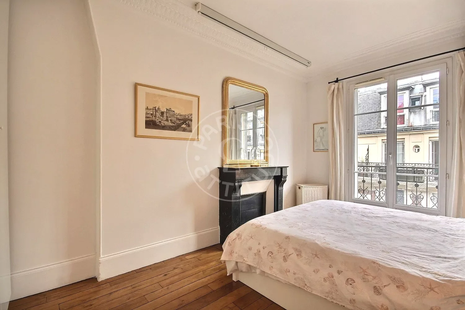 Appartement Rue Francœur à Paris