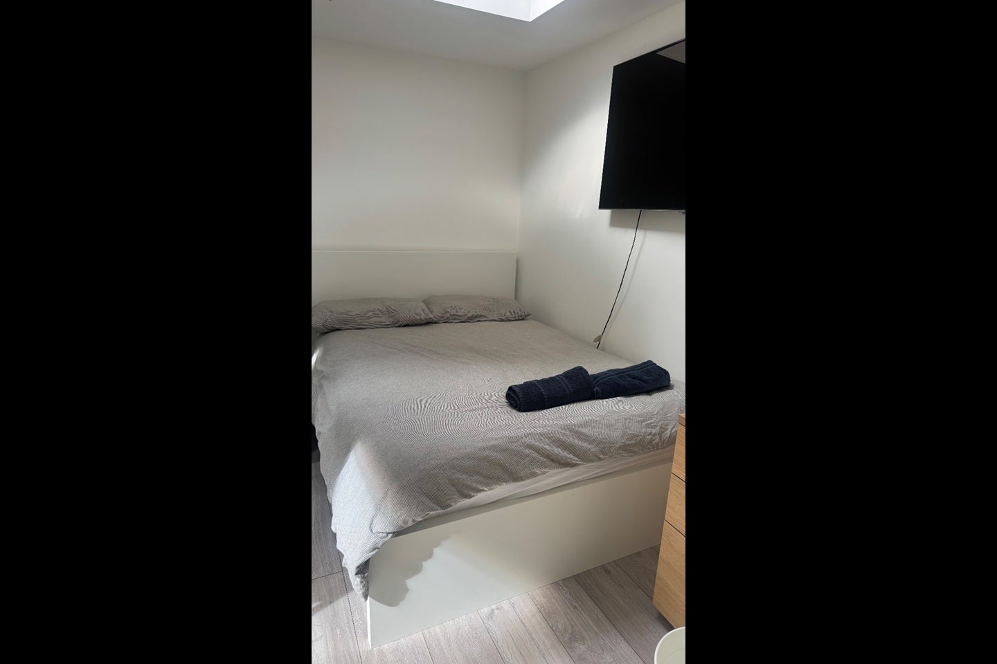 Flat Edith Road in Greater London