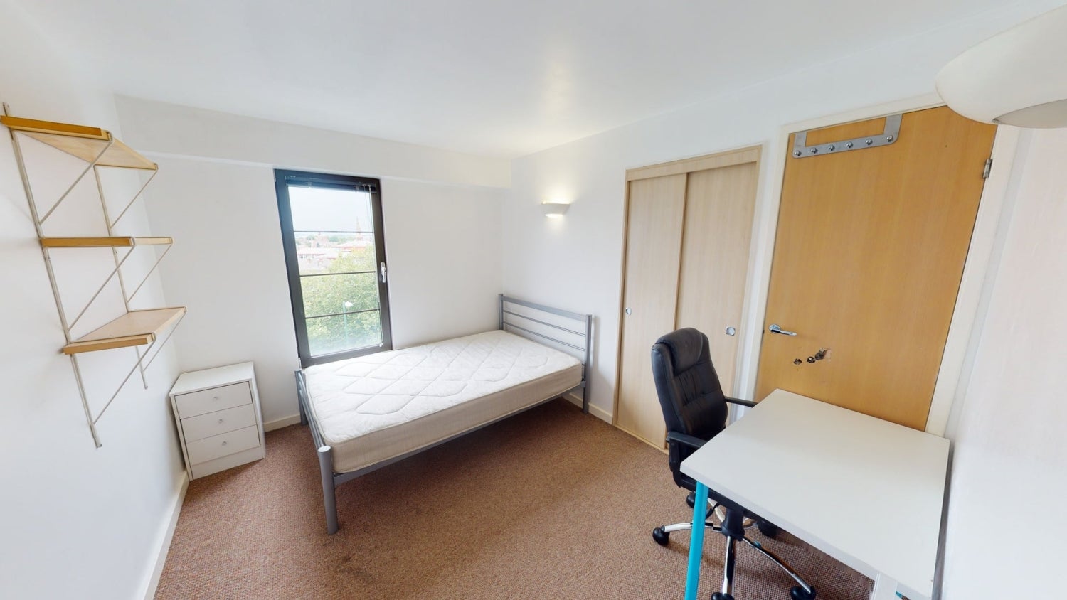 Flat Derby Road in Nottingham