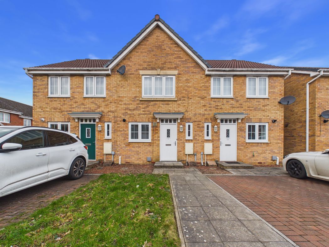 Flat Arkless Grove in Consett
