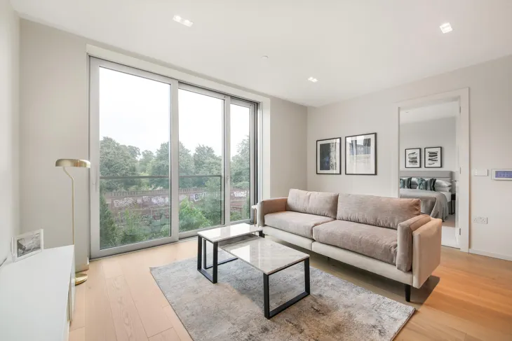 Flat Lillie Square in Greater London