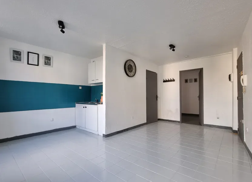 Flat Rue Fernand Pelloutier in Alès