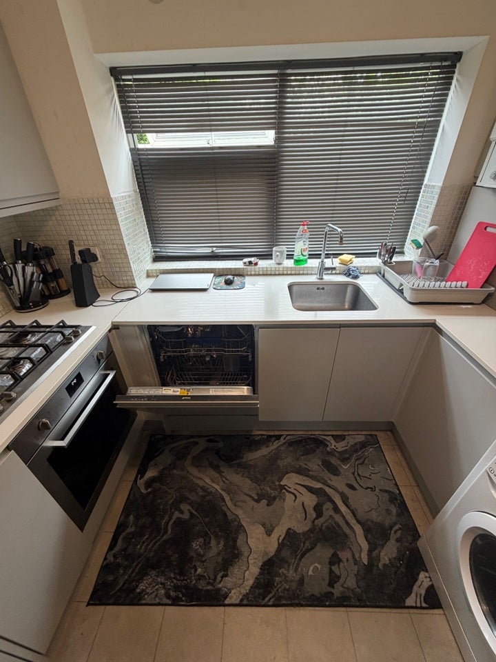 Flat September Way in Greater London