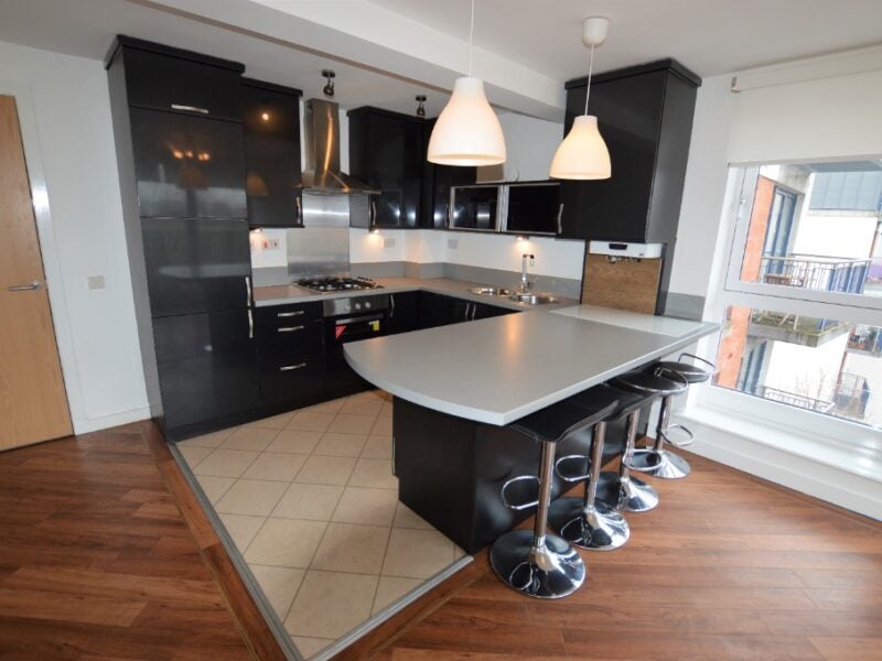 Flat Haughview Terrace in Glasgow