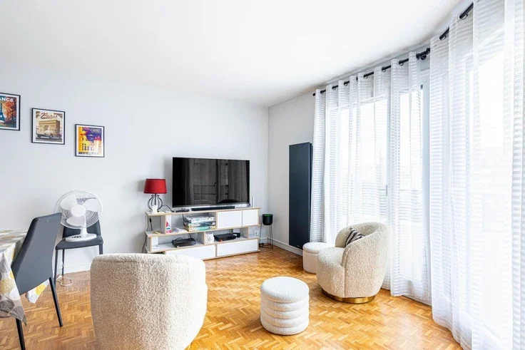 Flat Rue de Buzenval in Paris