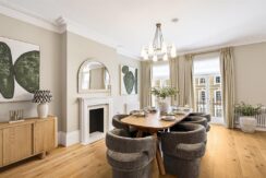 Flat Kynance Place in Greater London