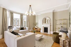 Flat Kynance Place in Greater London