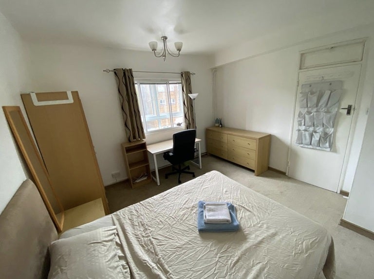 Flat Goldington Street in Greater London