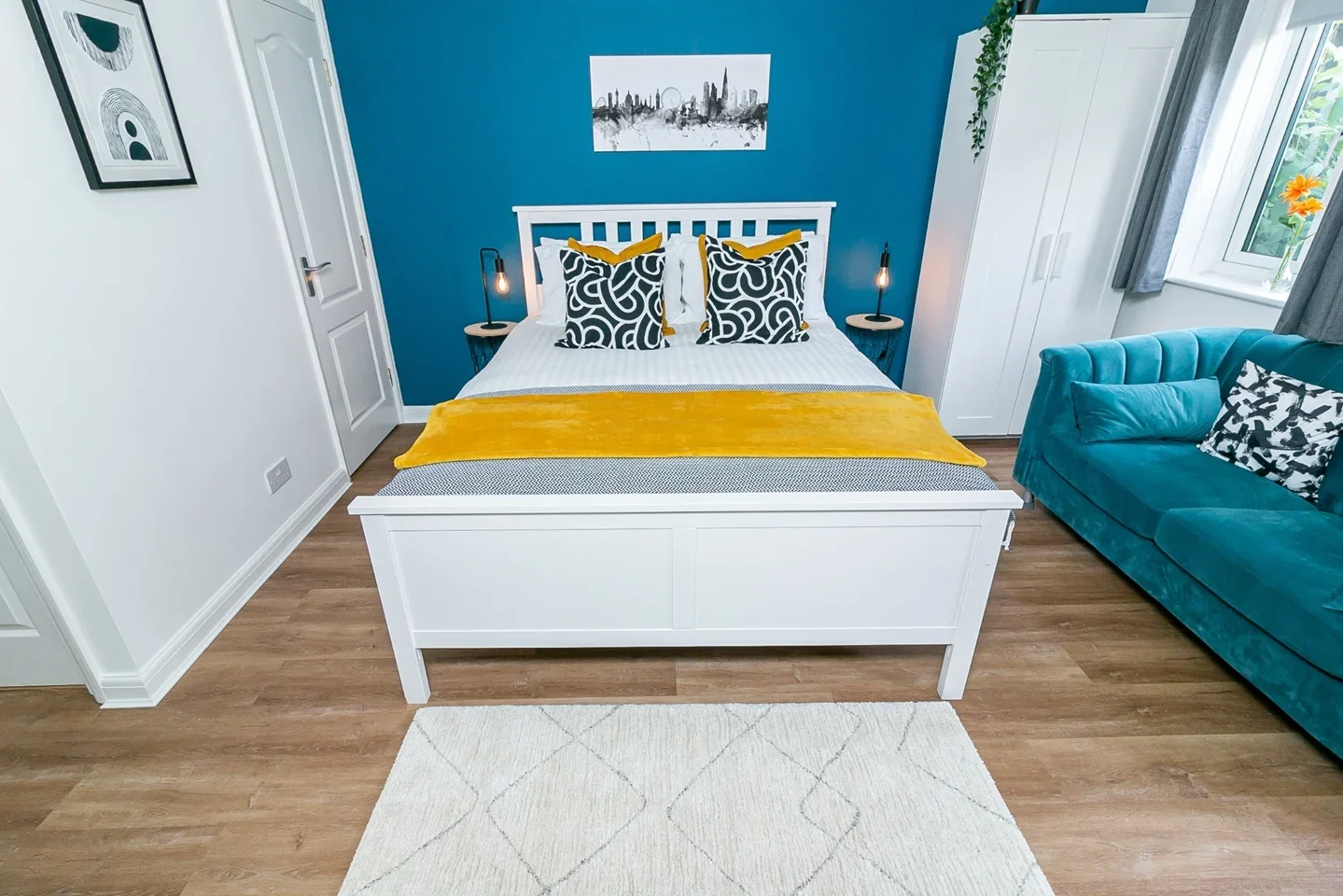Flat Walsingham Close in Welwyn Hatfield