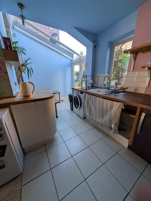 Room Barratt Street in Bristol
