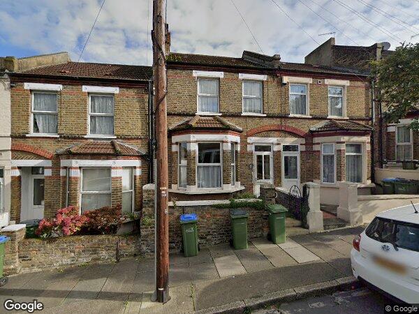 Flat Ancona Road in Greater London