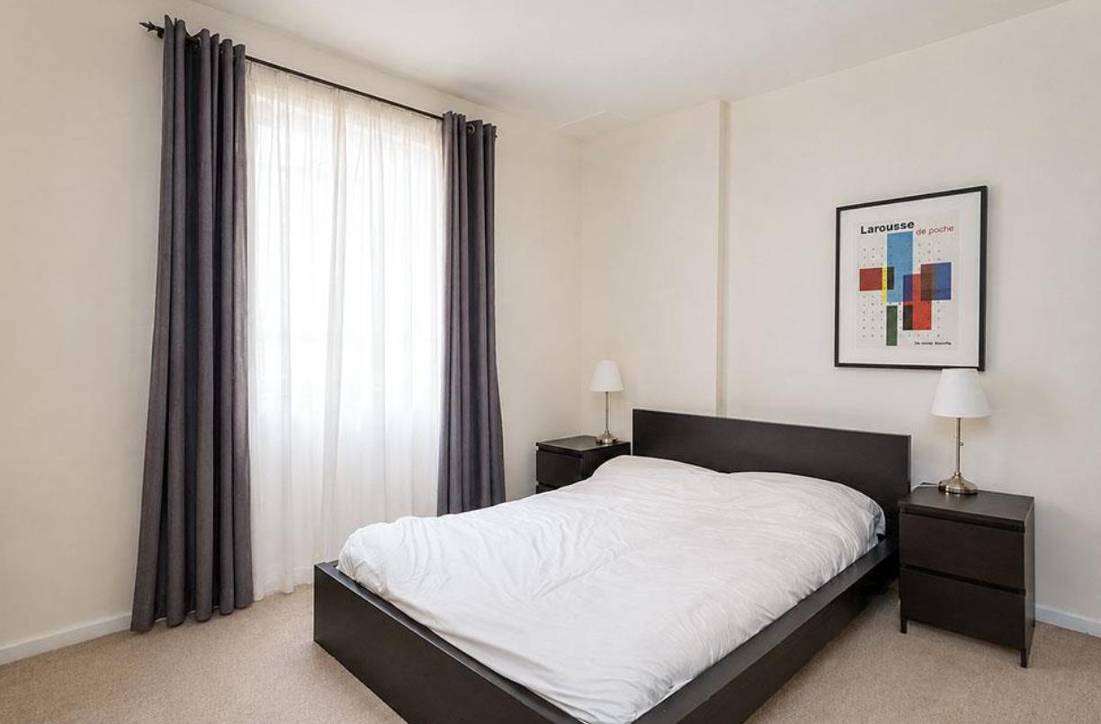 Flat Portman Gate in City of Westminster