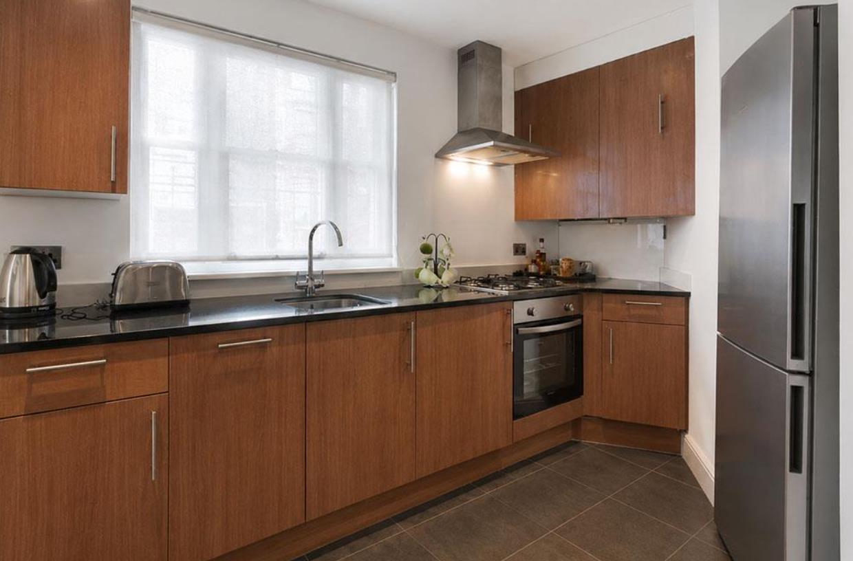 Flat Portman Gate in City of Westminster