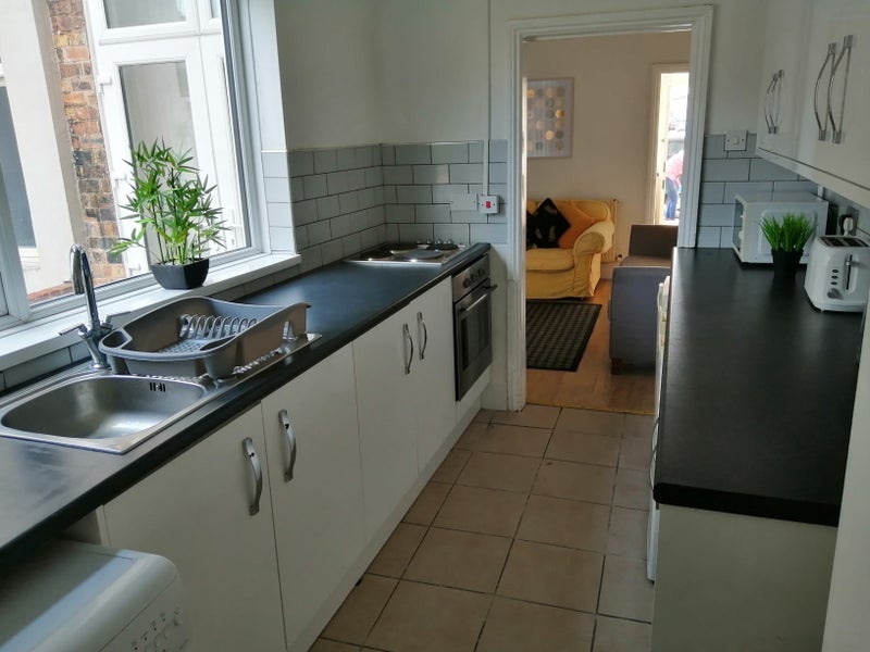 Room Boughey Road in Stoke-on-Trent
