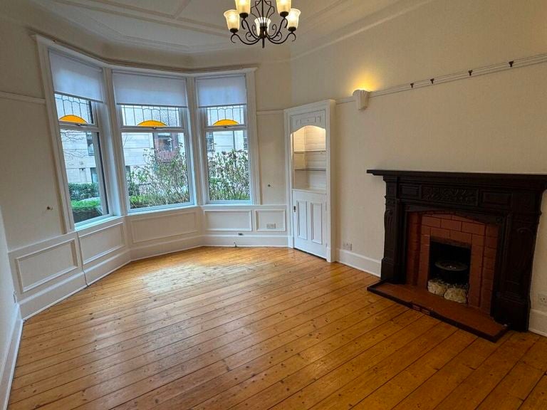 Flat Hyndland Avenue in Glasgow