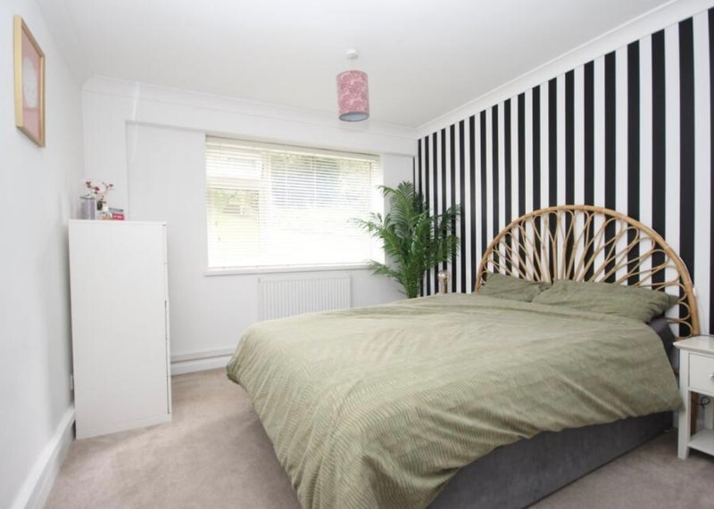 Room Surrey Road in Bournemouth