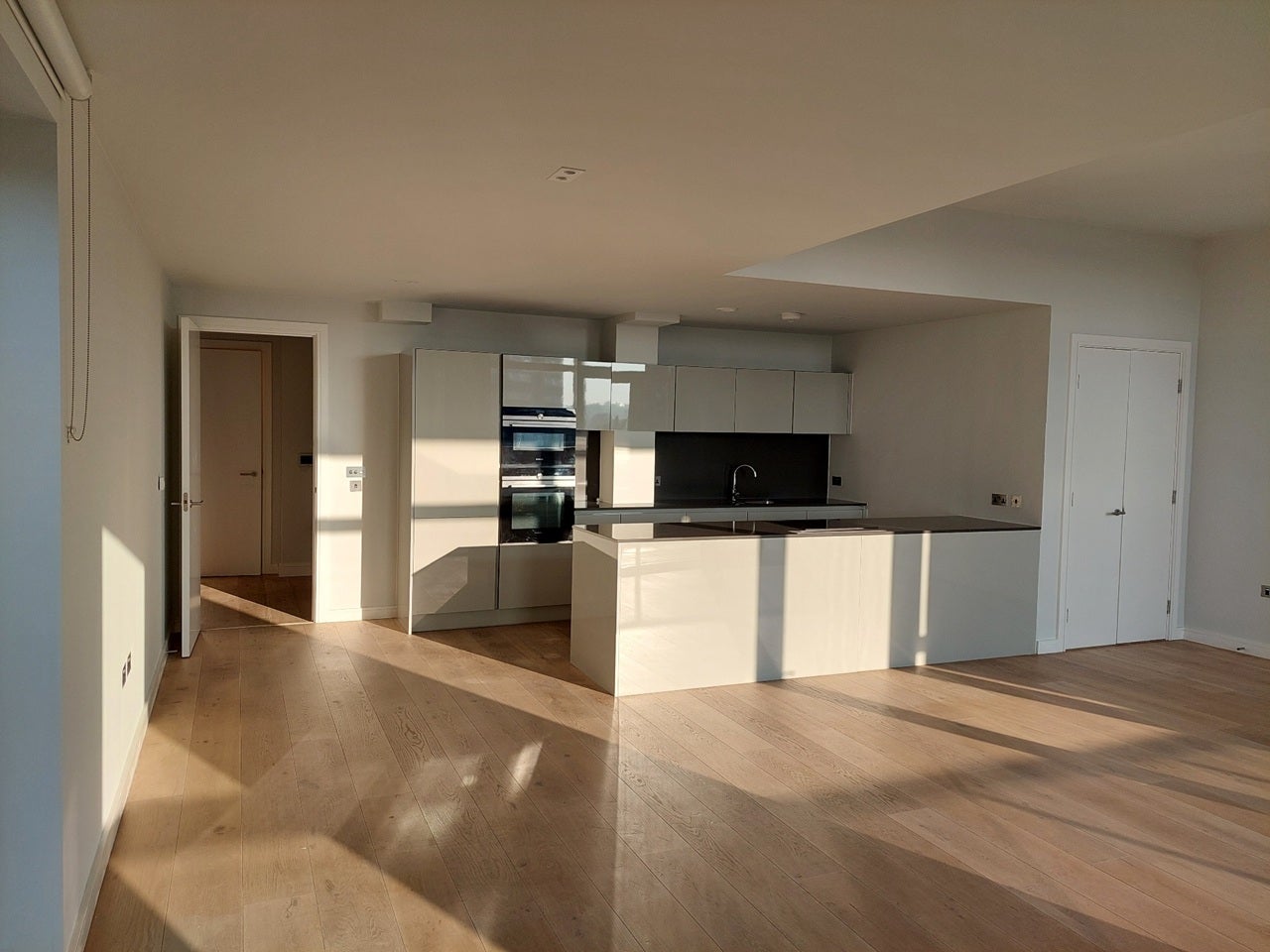 Flat Belsize Road in Greater London