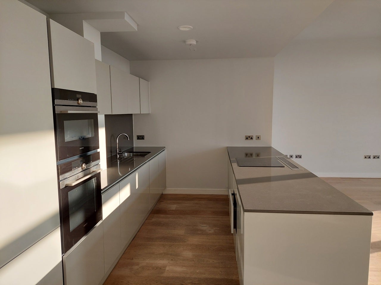 Flat Belsize Road in Greater London