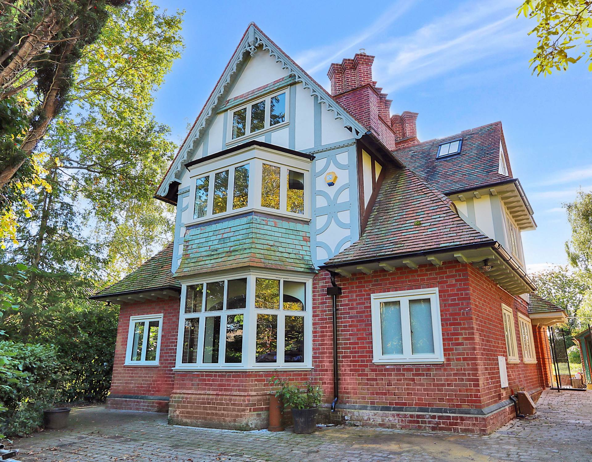 House Clevedon Road in Reading