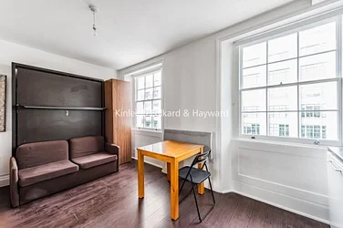 Flat Hurdwick Place in Greater London