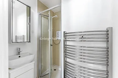 Flat Hurdwick Place in Greater London