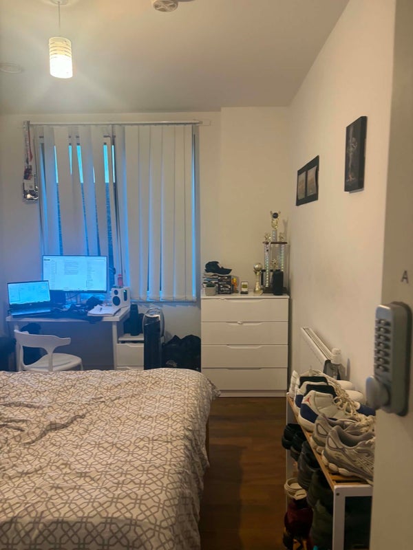 Room Frobisher Yard in Greater London