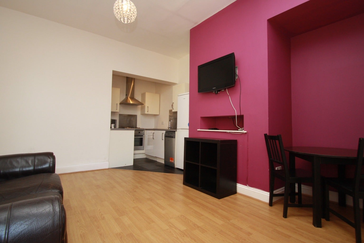 Flat Fairfield Road in Newcastle upon Tyne