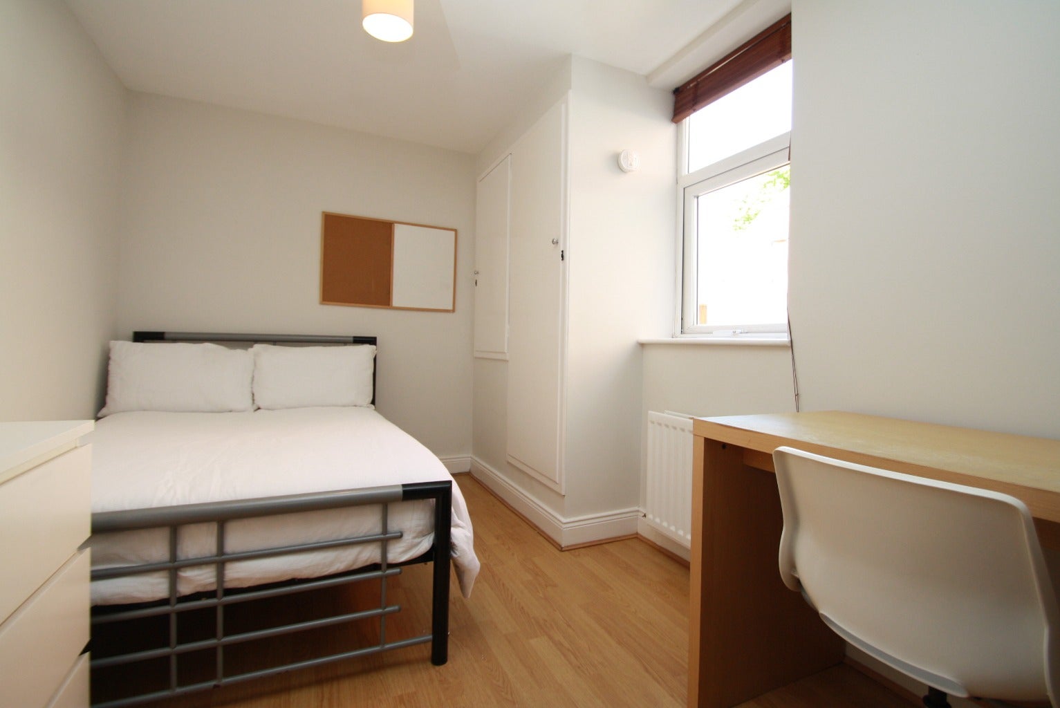 Flat Fairfield Road in Newcastle upon Tyne