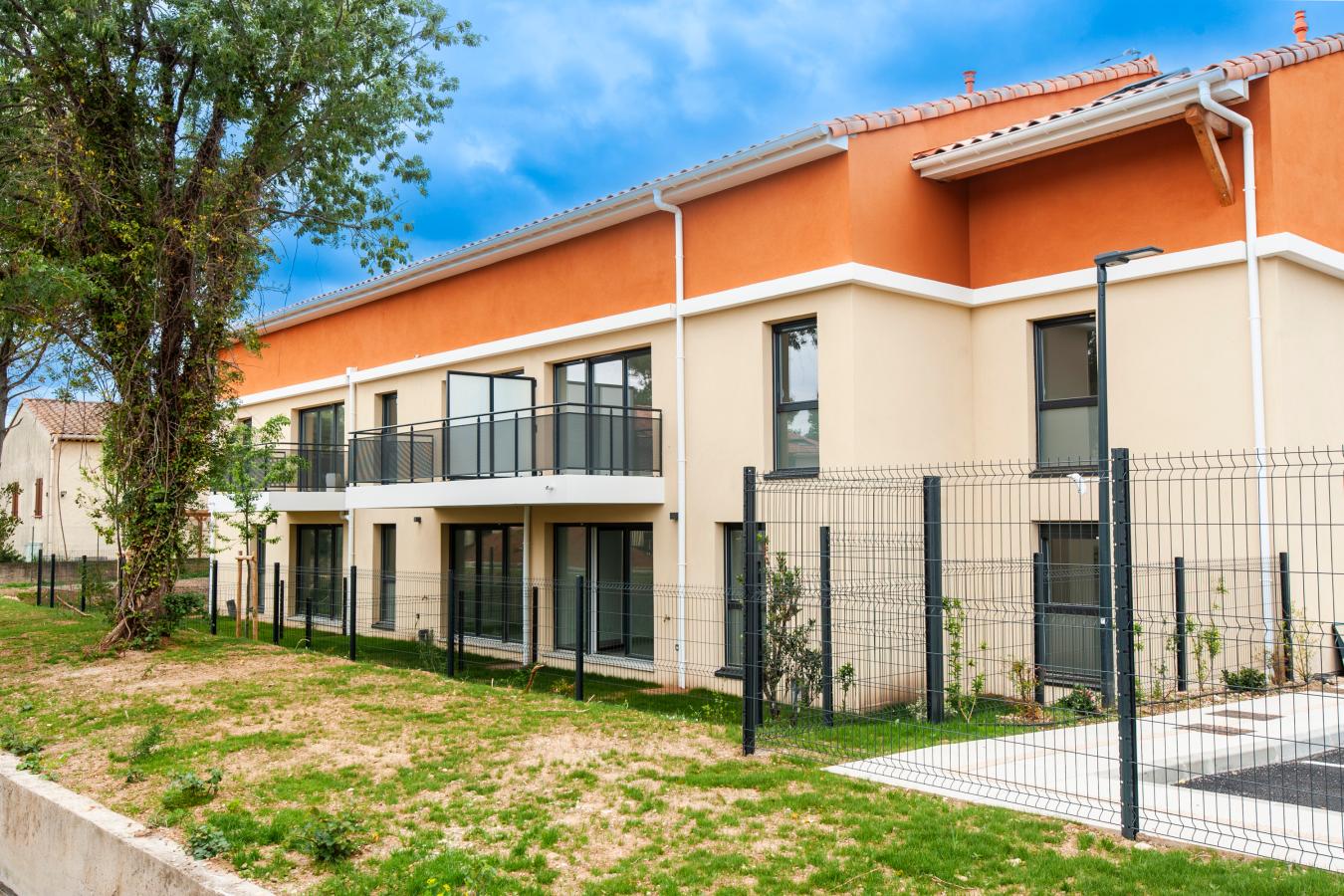 Flat Avenue Saint-Exupéry in Istres