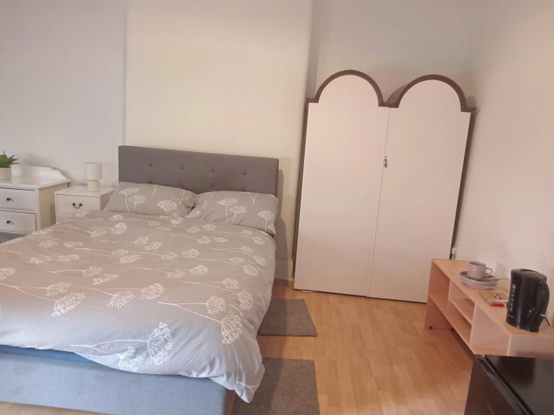 Room Byam Street in Greater London