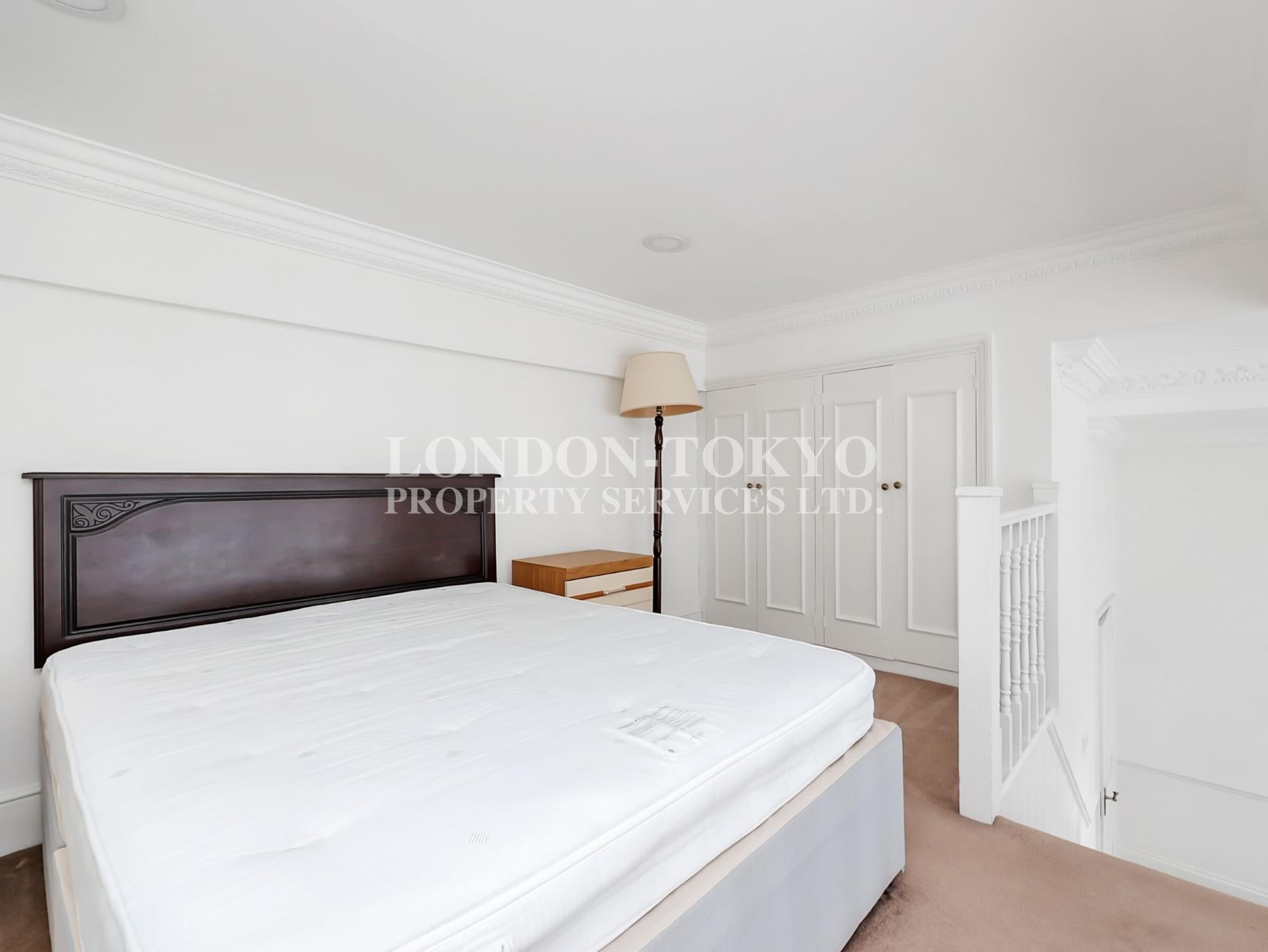 Flat Fellows Road in Greater London