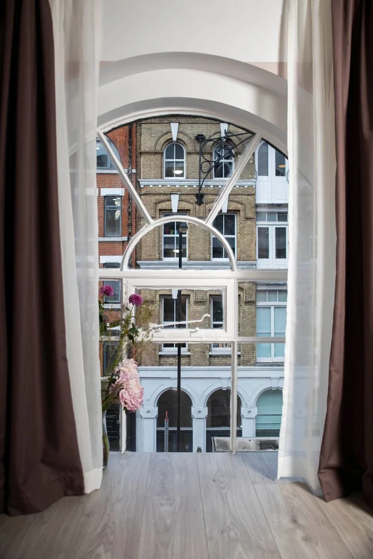 Flat Commercial Street in Greater London