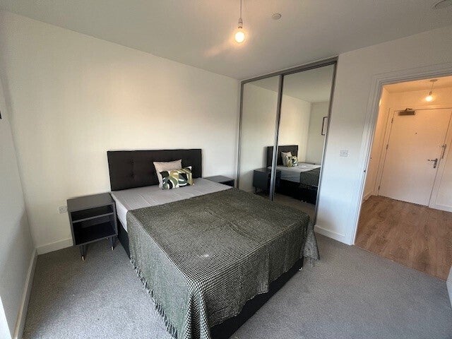 Flat Osmaston Road in Derby