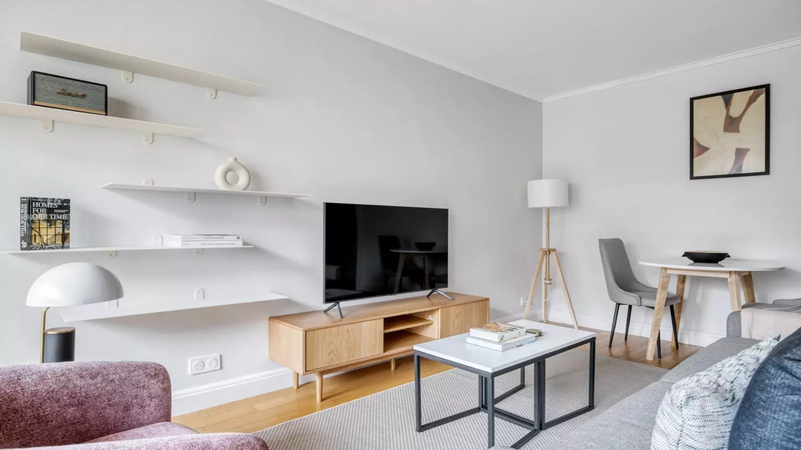 Flat Rue Vernier in Paris