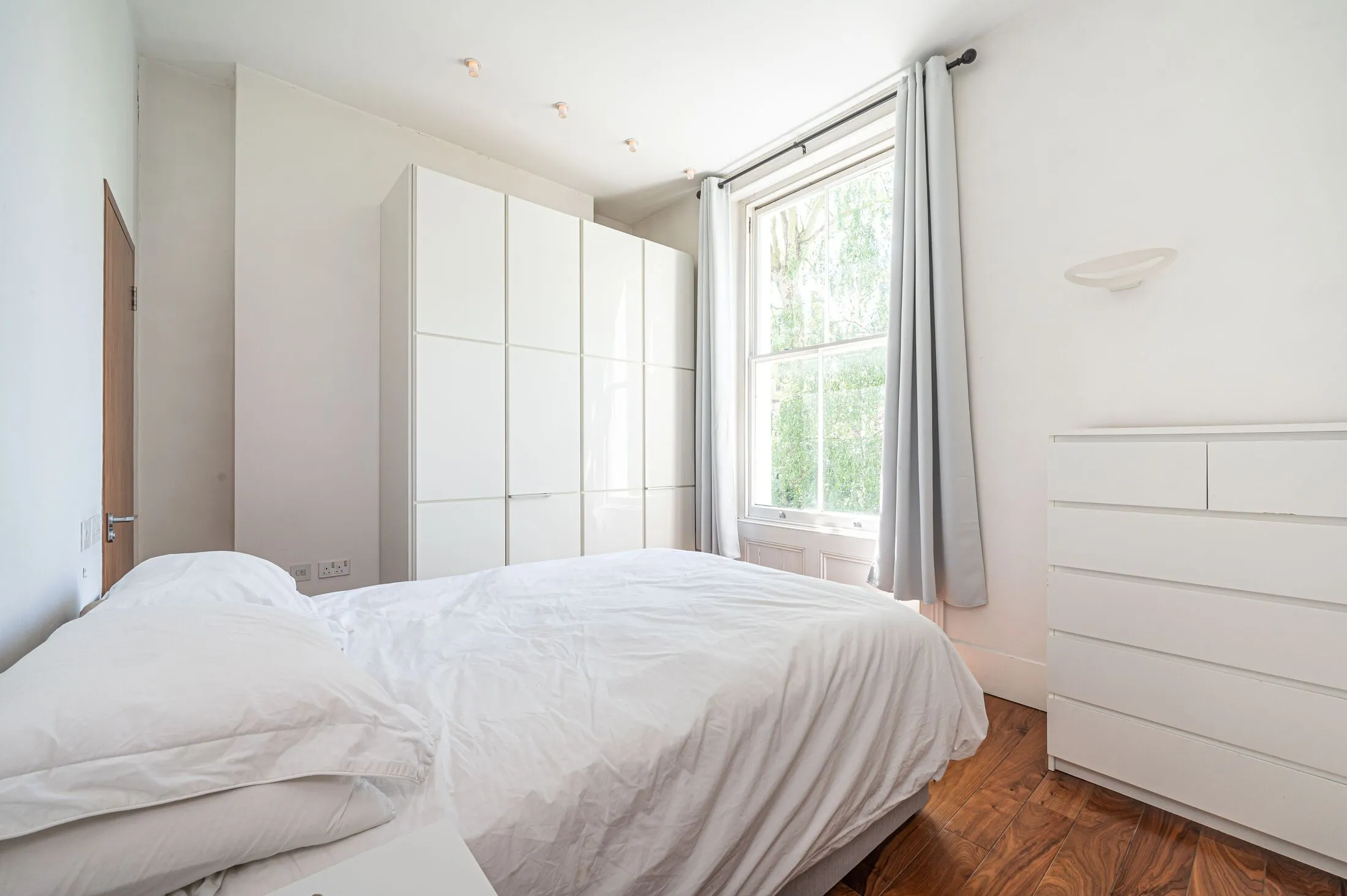 Flat Hampstead Hill Gardens in Greater London