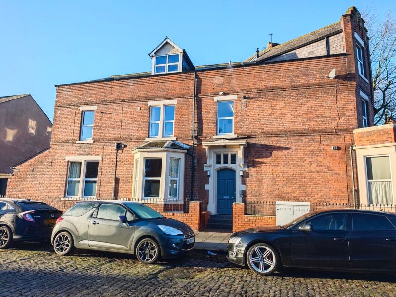 Flat Lismore Street in Carlisle