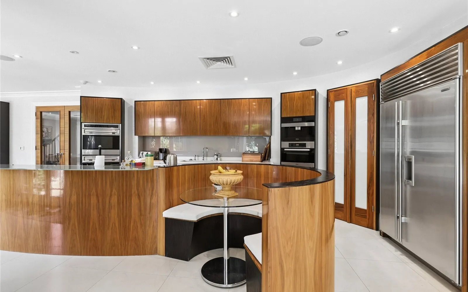 House Park Close in Elmbridge