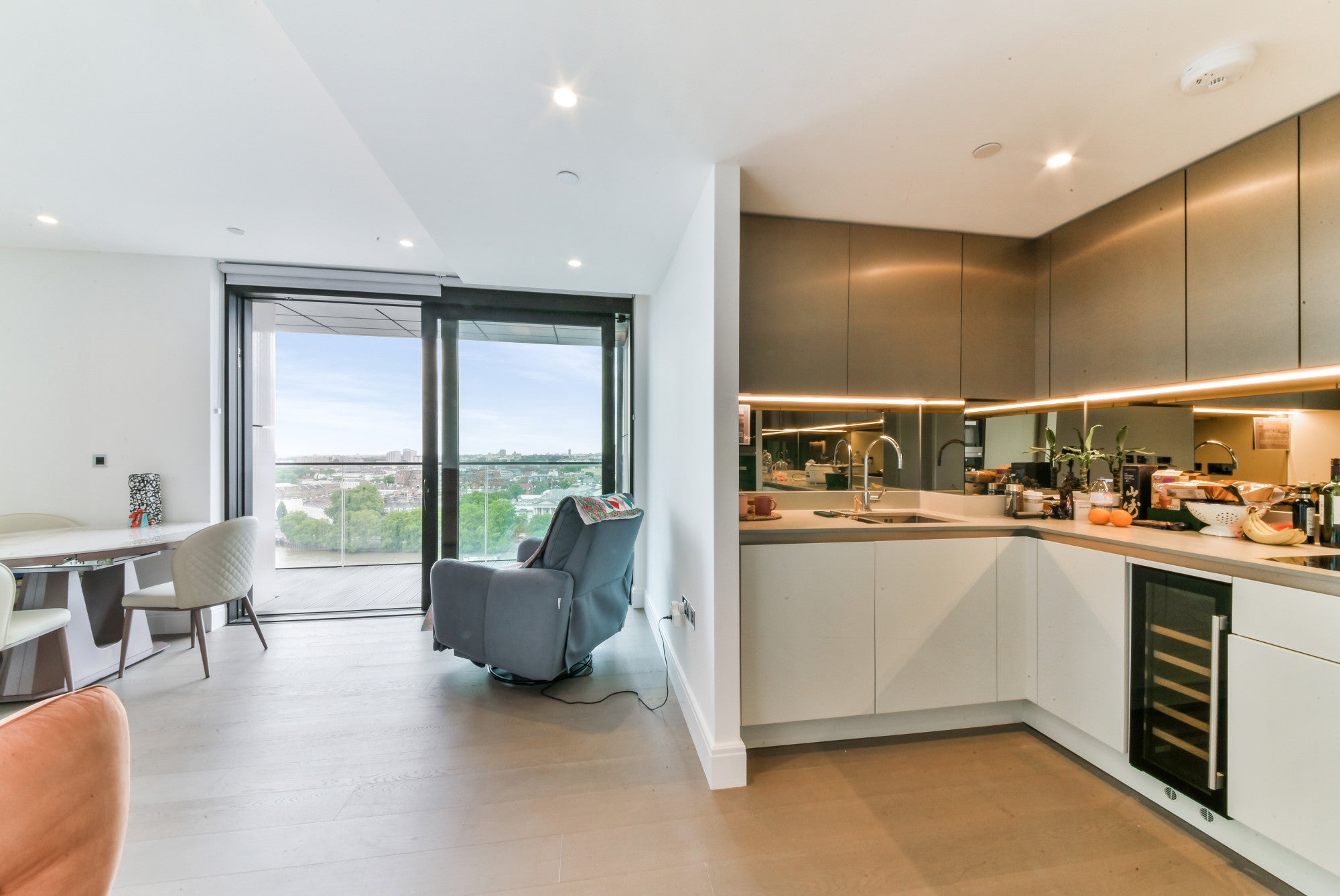 Flat Atterbury Street in City of Westminster