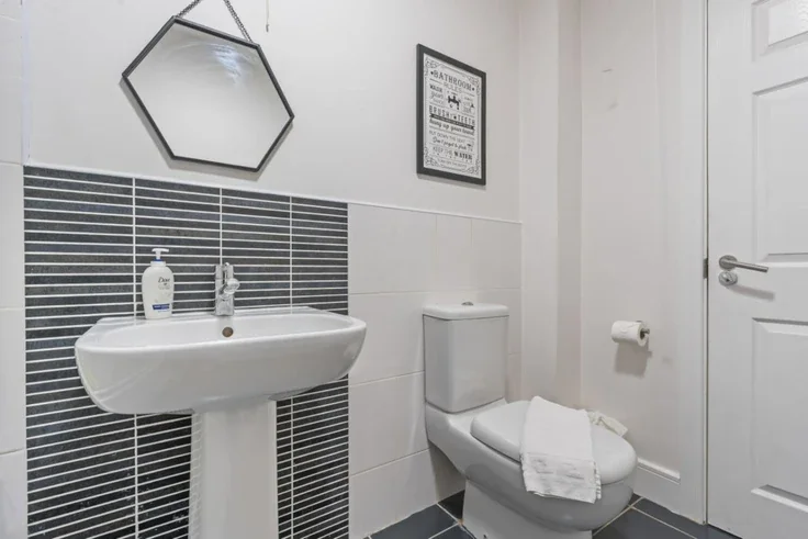 Flat Cavendish Court in Derby