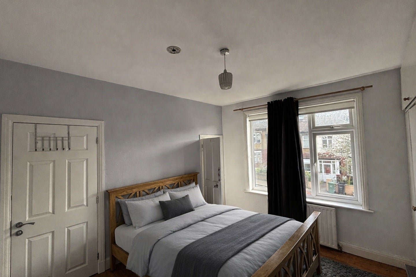 Room Davenport Road in Greater London
