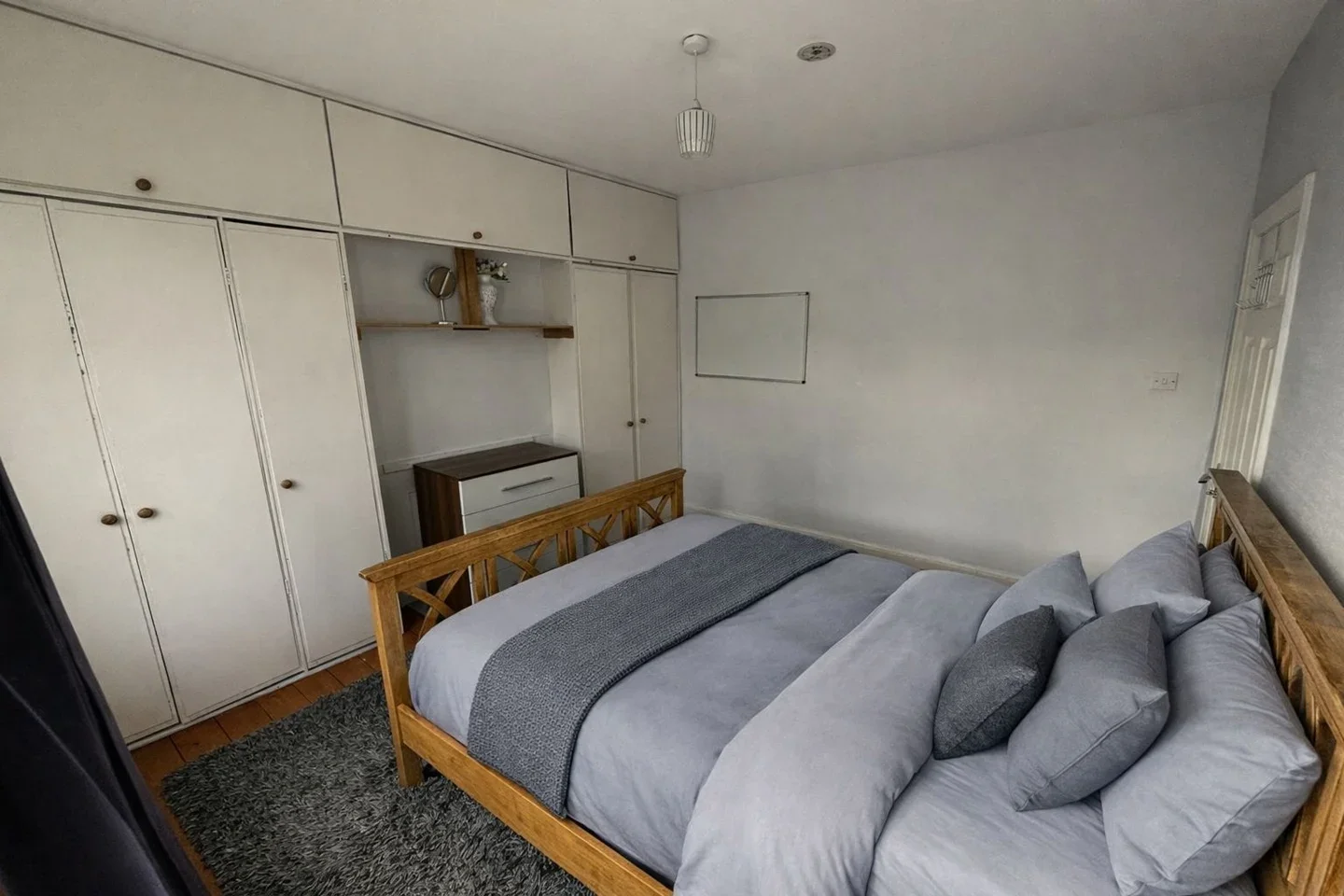 Room Davenport Road in Greater London