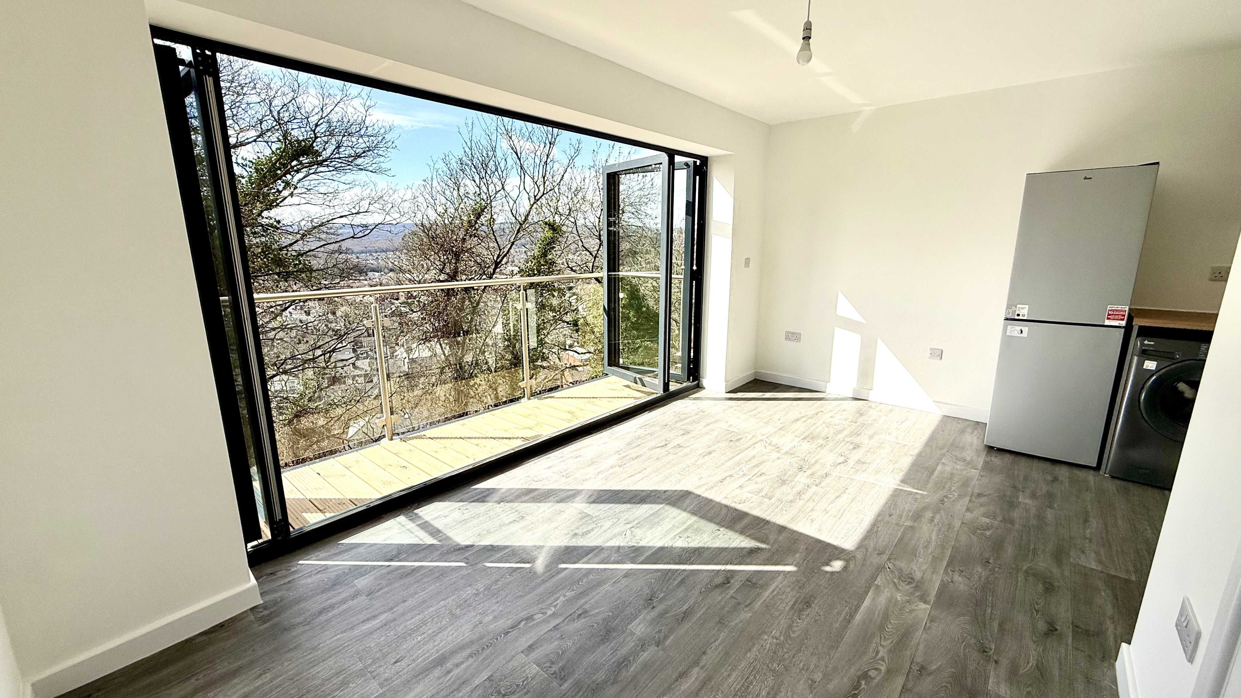 Flat Derbyshire Lane in Sheffield
